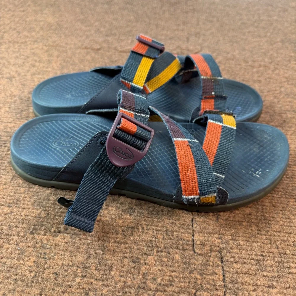 Chaco Chillos Slide Sandals Womens 7 B- Blue Multi Color Striped Straps J106604